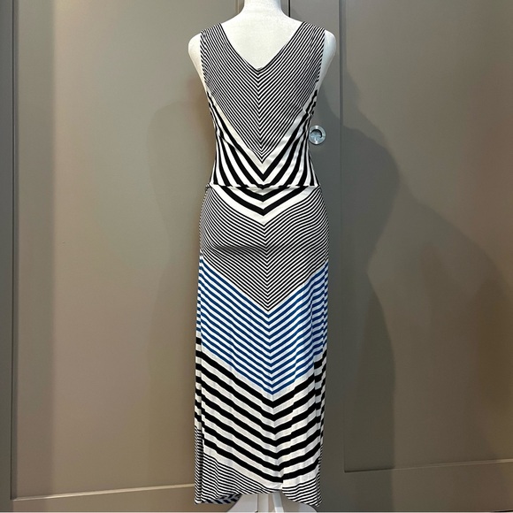 BCBG Max Azria “Kristie Dress”. Blue, White, & Black Stripes. Faux Knot in front - Picture 4 of 6